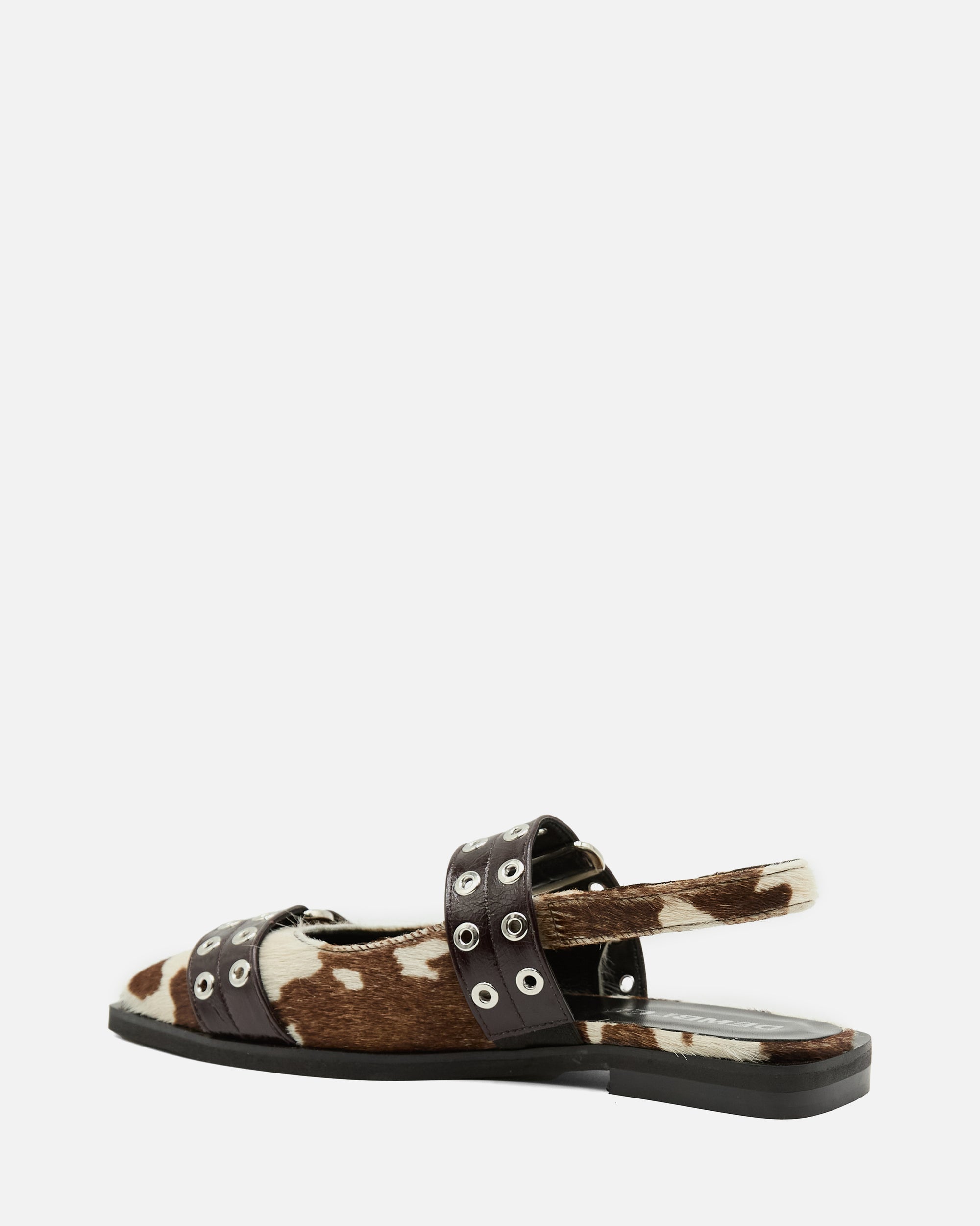 ESTELLE FLAT