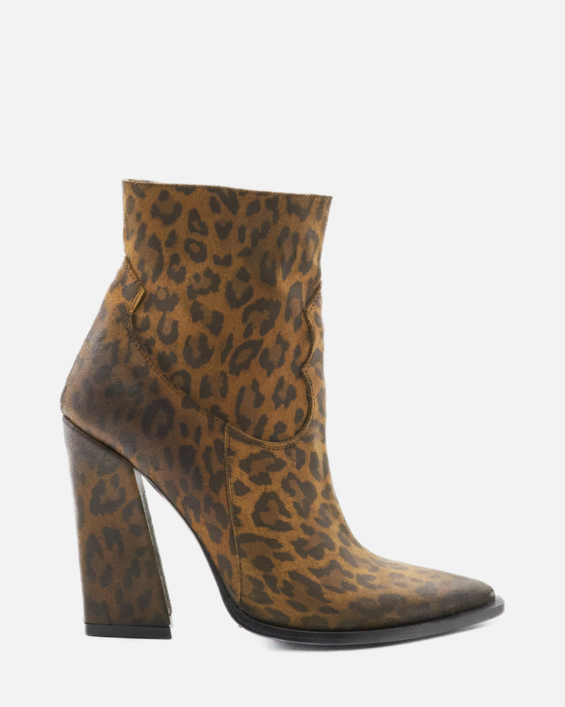 H0TTIE LEOPARD ANKLE BOOTS