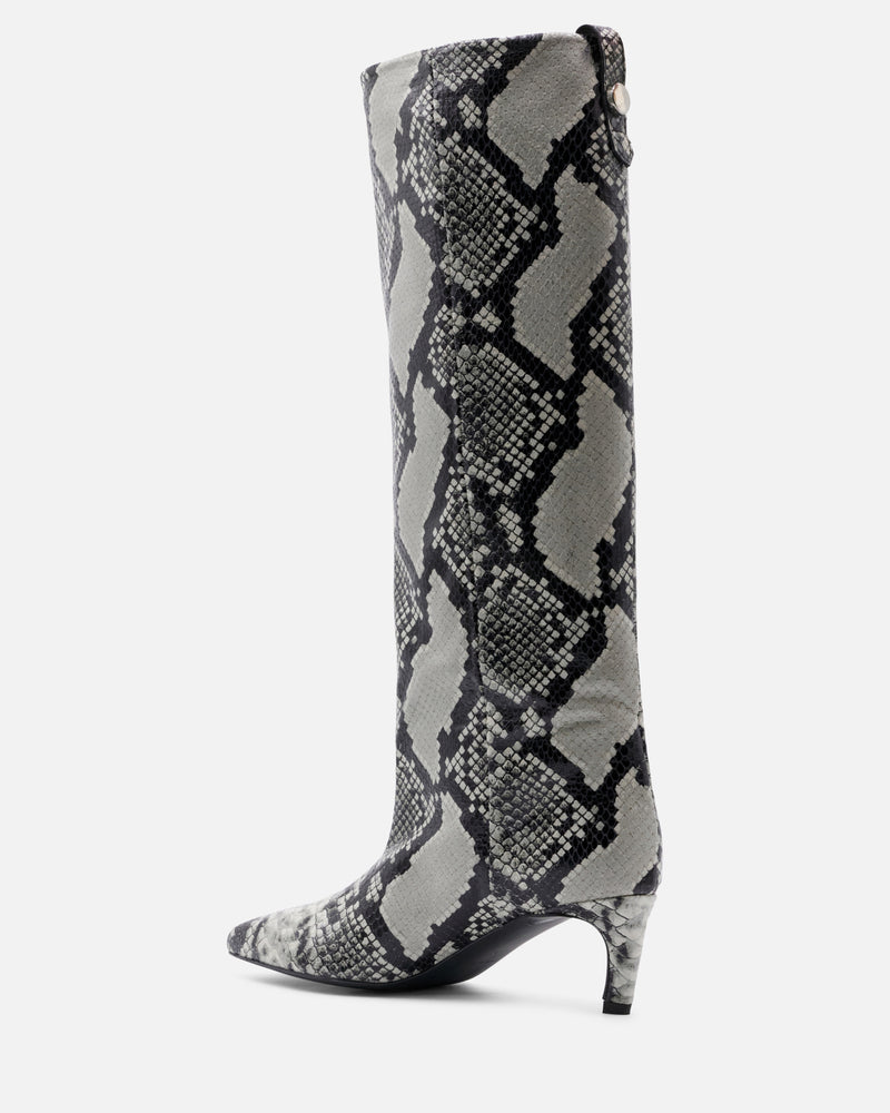 BITE BOOTS