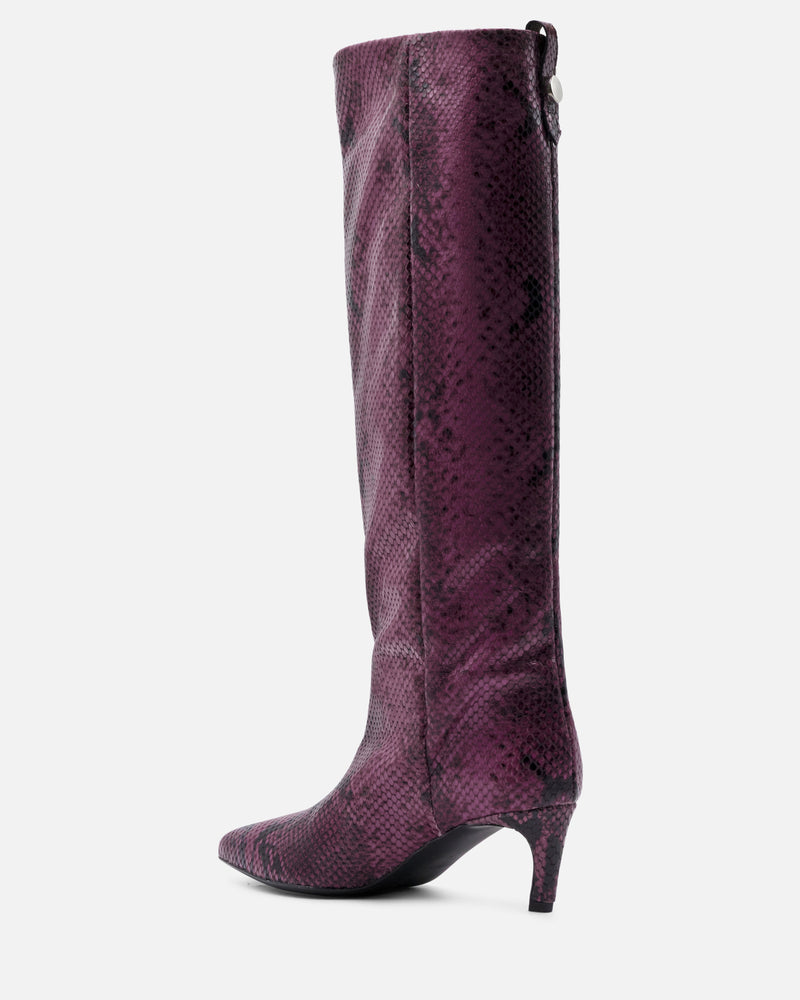 BITE BOOTS