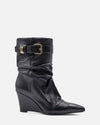 GOLDEN BOOTS