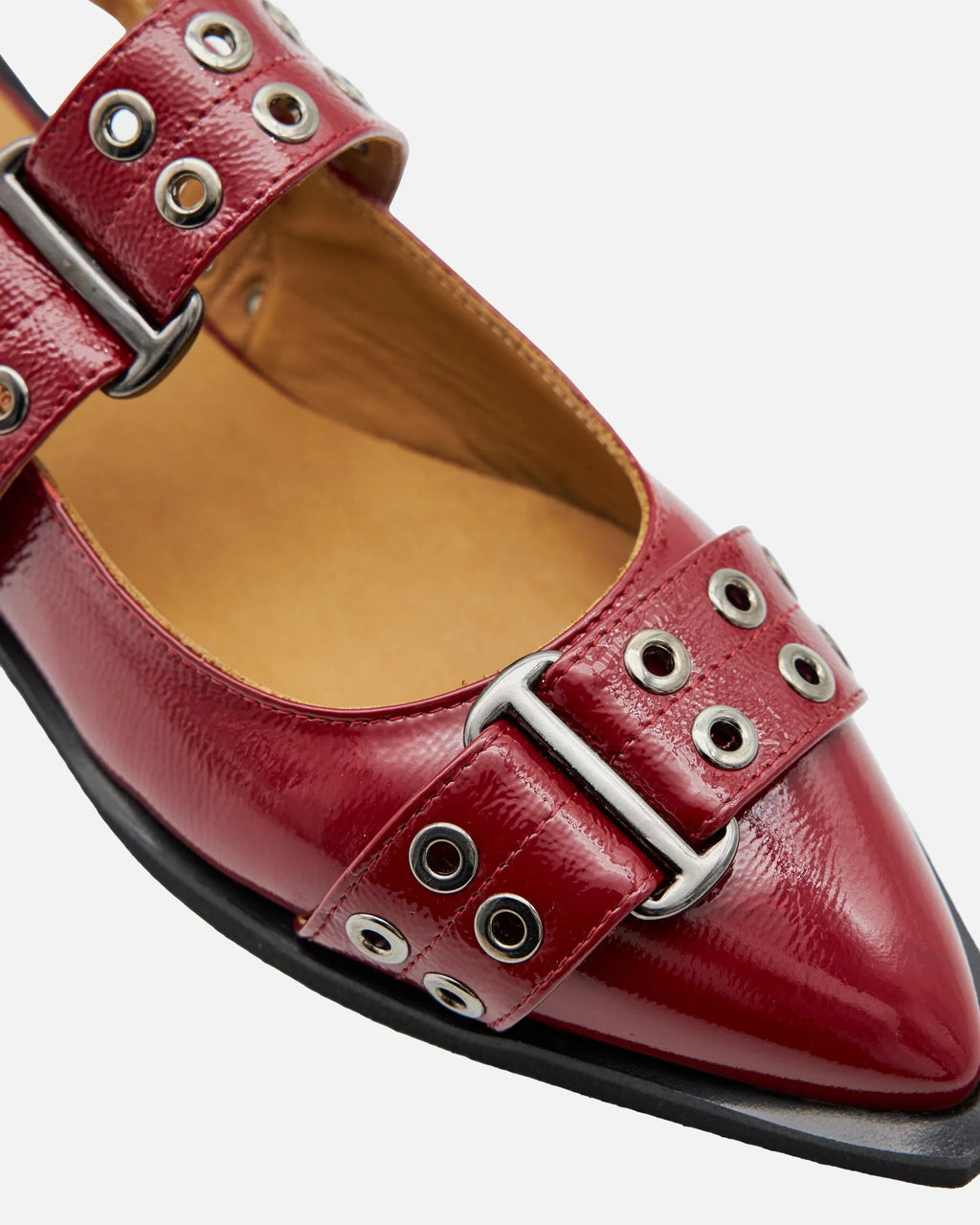 ESTELLE FLAT ★ NAPLAK